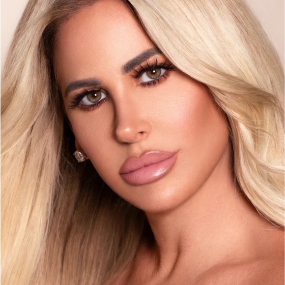 KAB Cosmetics Contour Palette II - Picture 8 of 11